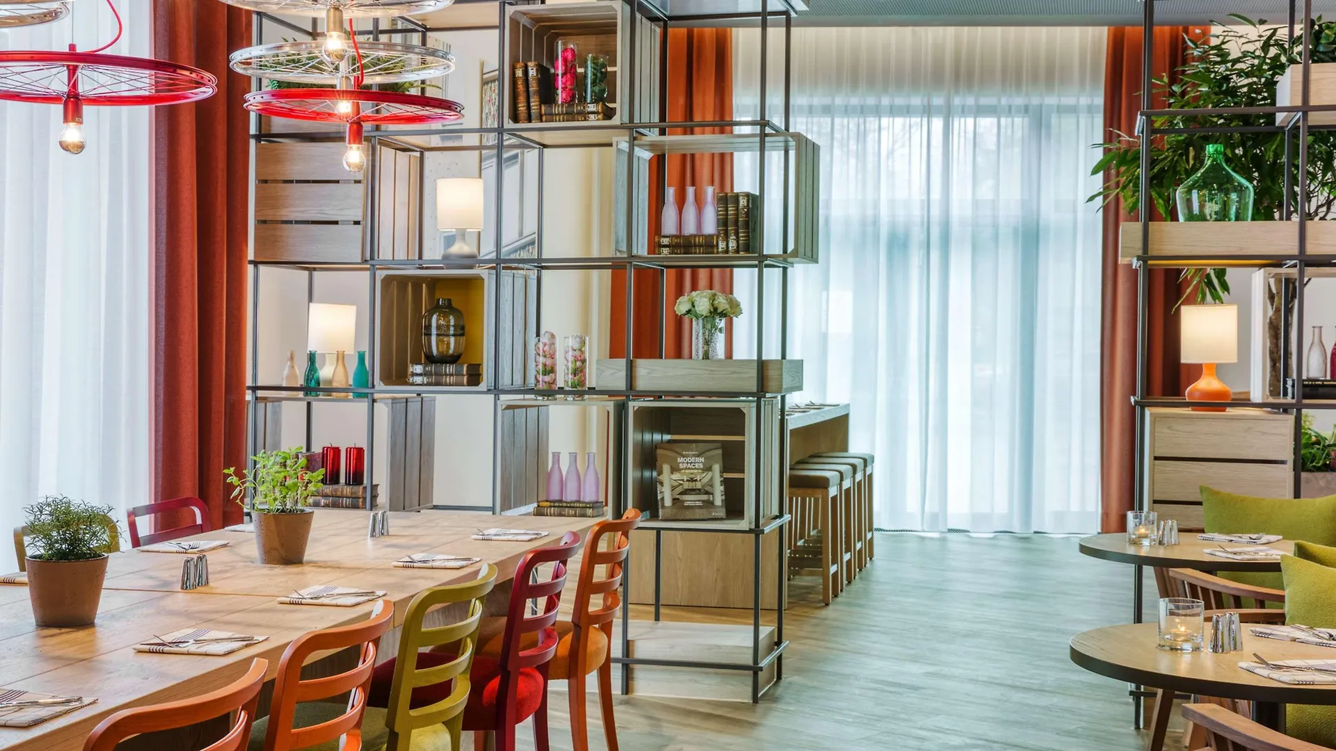 Отель Intercityhotel Hannover Hauptbahnhof-Ost