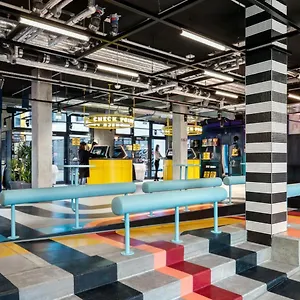 The Social Hub Alexanderplatz 4*, Берлин Германия
